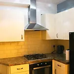 Beautiful 3 Bedroom House Coventry